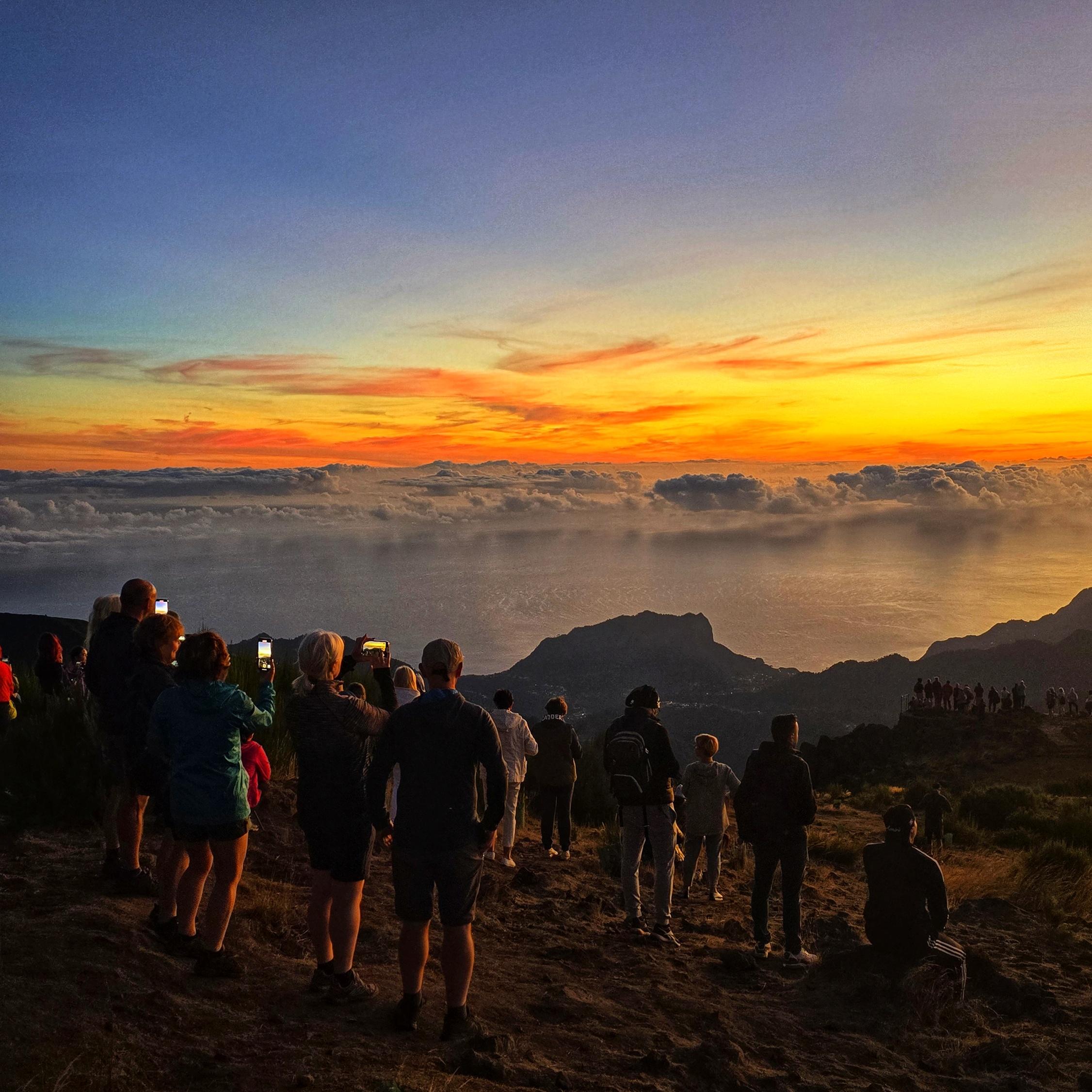 Sunrise Hike Pico do Arieiro to Pico Ruivo