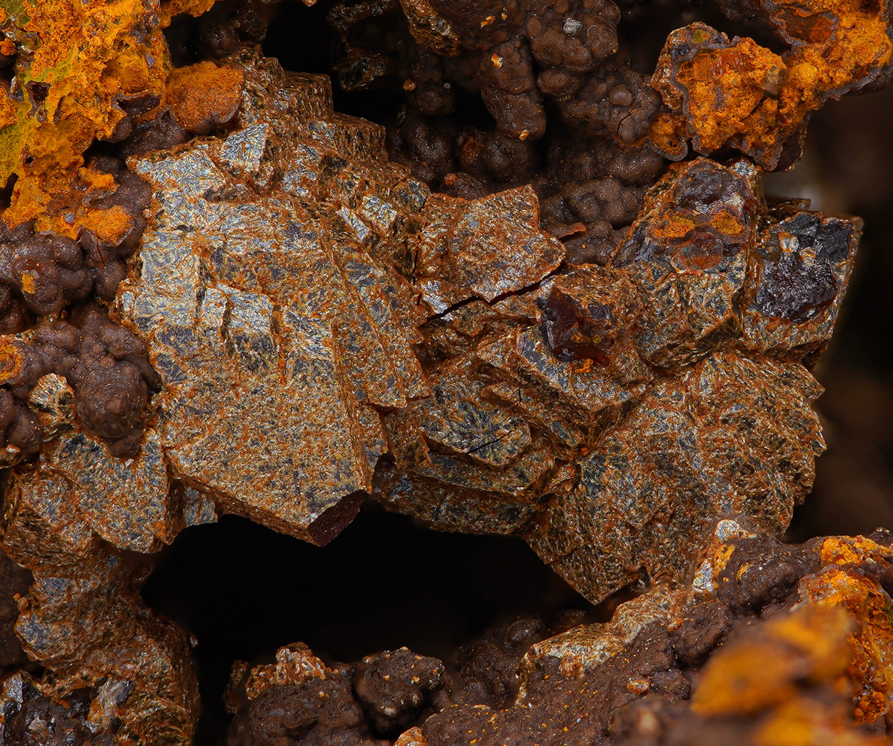 Arseniosiderite and scorodite - Kamariza Mines