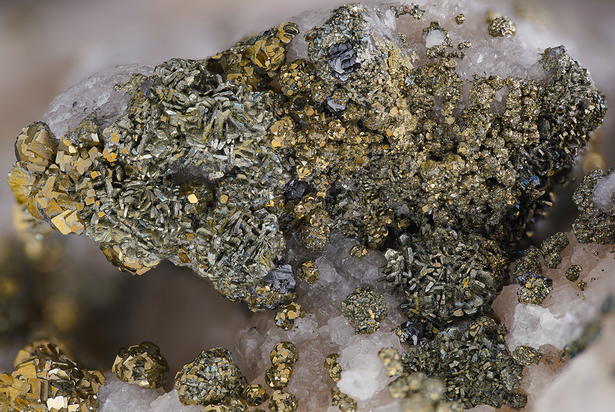 Sphalerite, pyrite and marcasite - Martelange