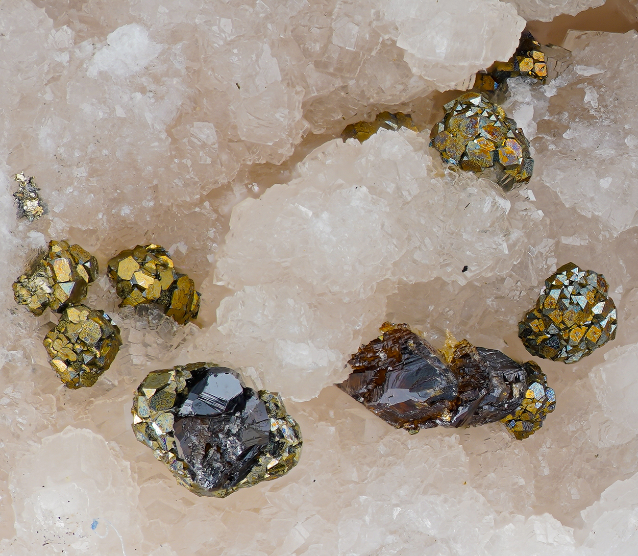 Sphalerite, pyrite and marcasite - Martelange